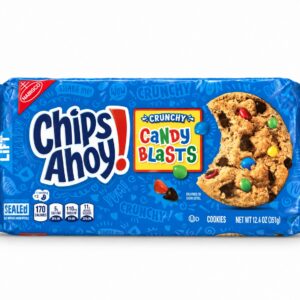 Chips Ahoy! Crunchy Candy Blasts 351 g – ropogós csokidarabos keksz színes cukorkaszemekkel.